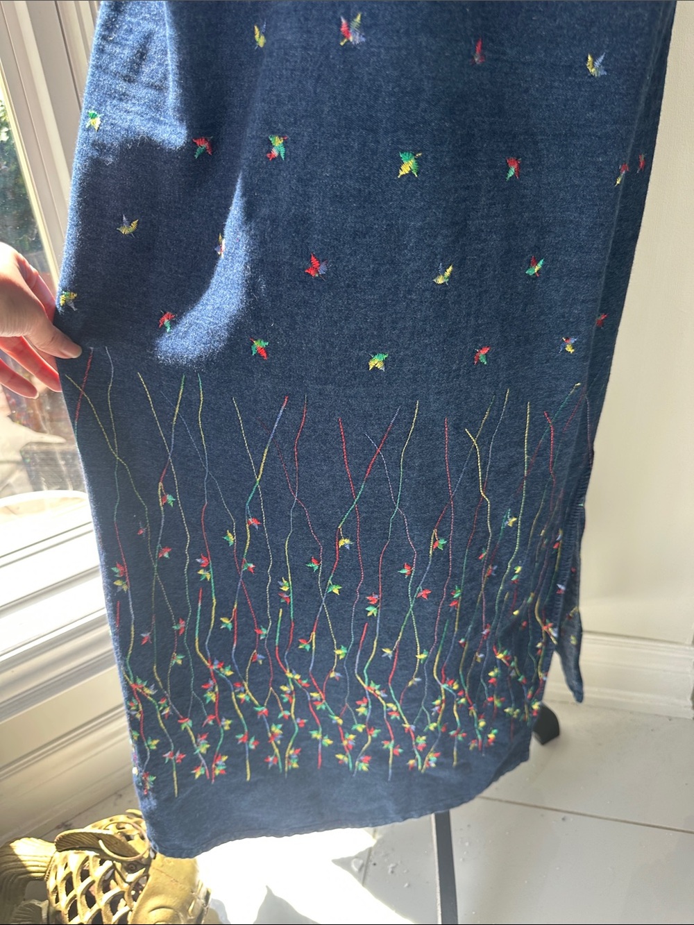 VINTAGE 90s Denim Navy Blue Embroidered Maxi Jean Dress Button Front Size 16 - Picture 4 of 14